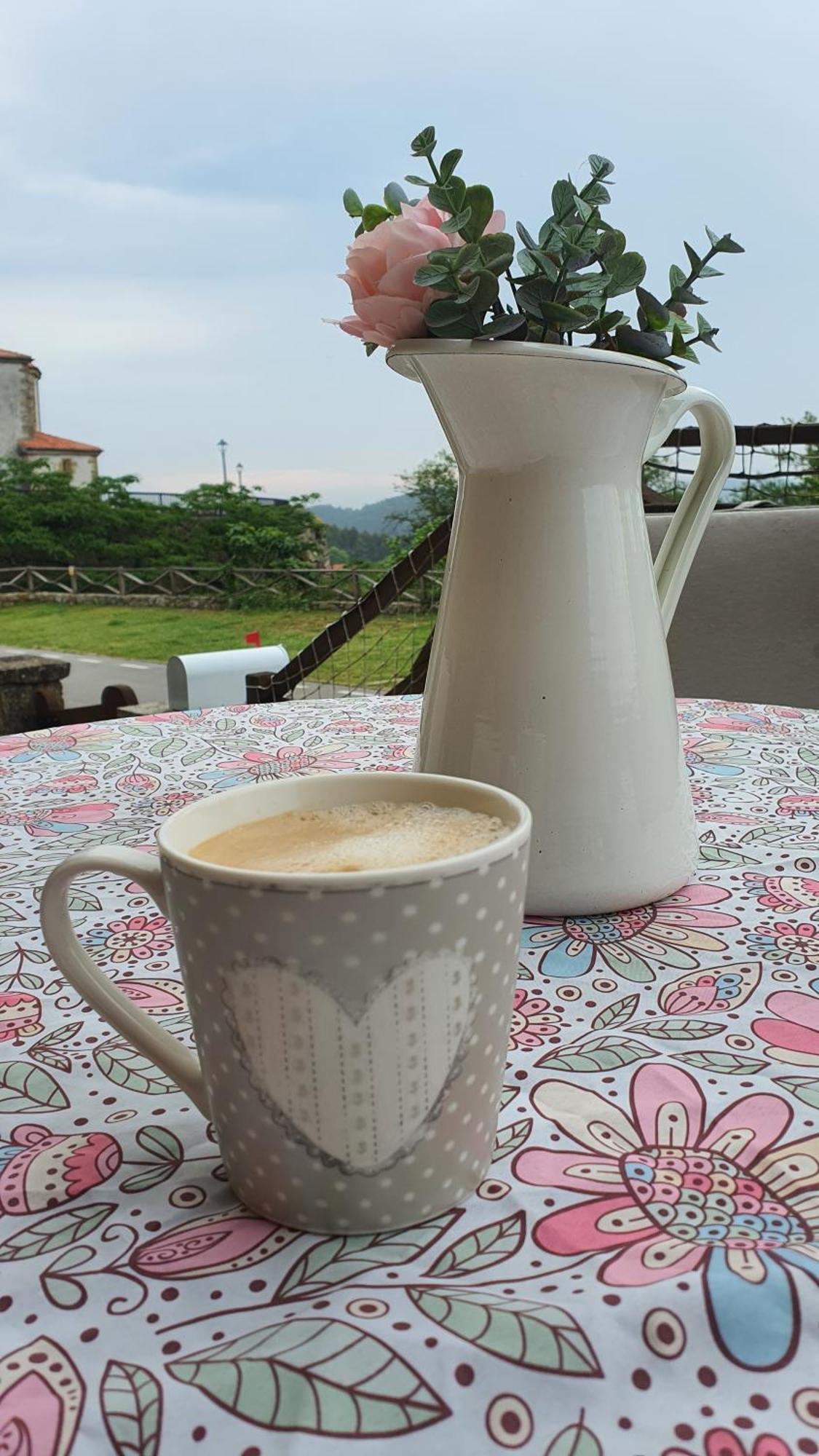 Fuente De Gueelo Guest House San Bartolome de Meruelo Ngoại thất bức ảnh