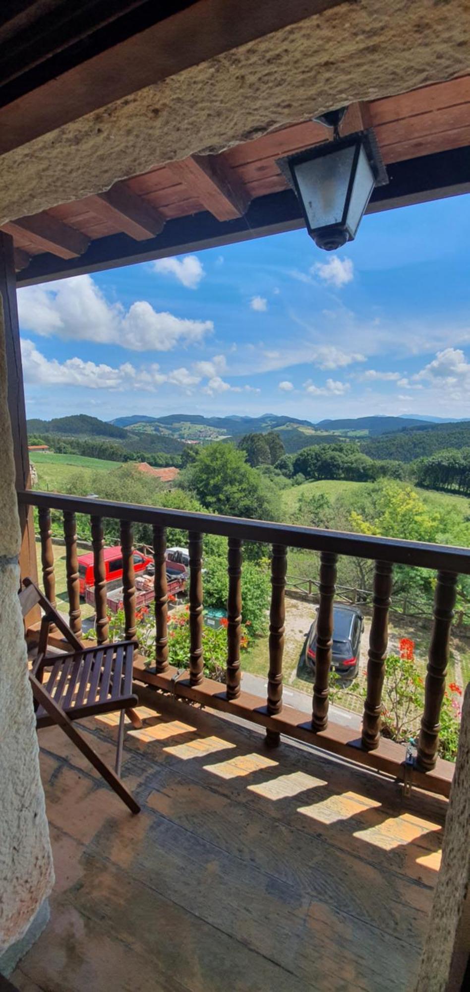 Fuente De Gueelo Guest House San Bartolome de Meruelo Ngoại thất bức ảnh