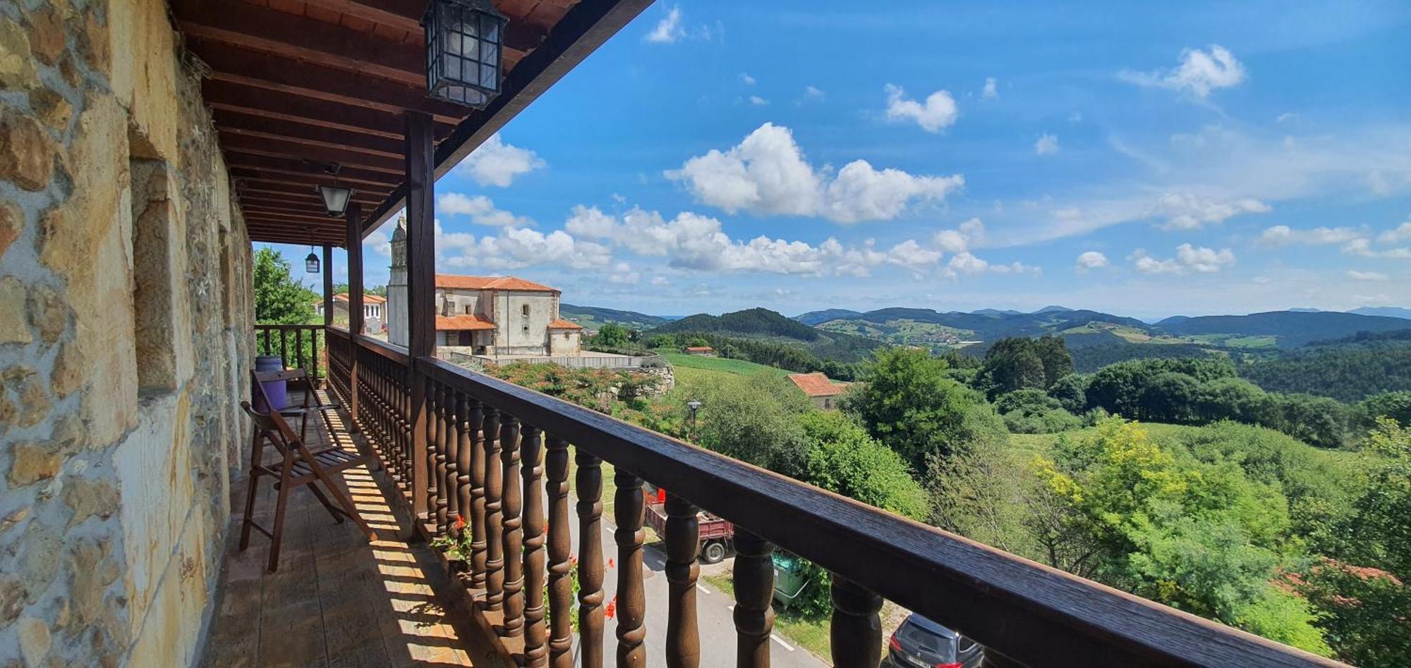 Fuente De Gueelo Guest House San Bartolome de Meruelo Ngoại thất bức ảnh