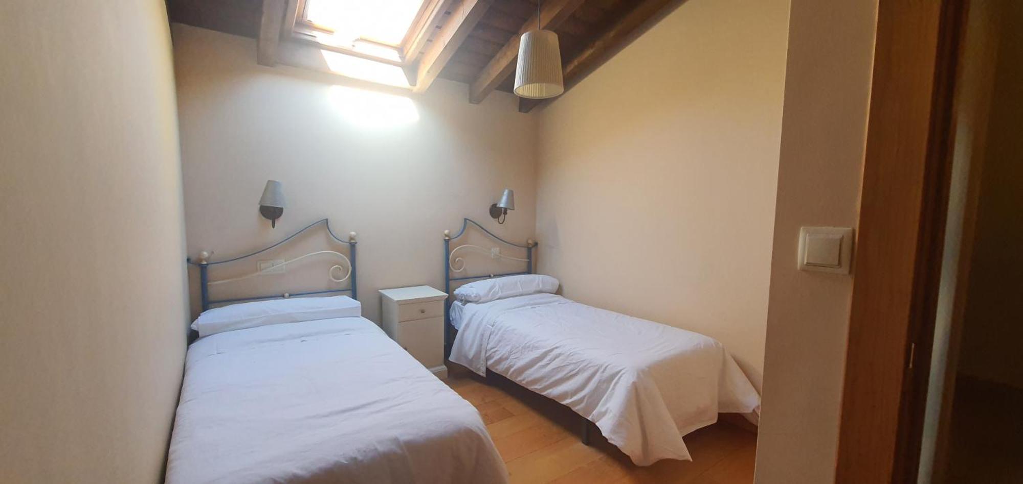 Fuente De Gueelo Guest House San Bartolome de Meruelo Ngoại thất bức ảnh
