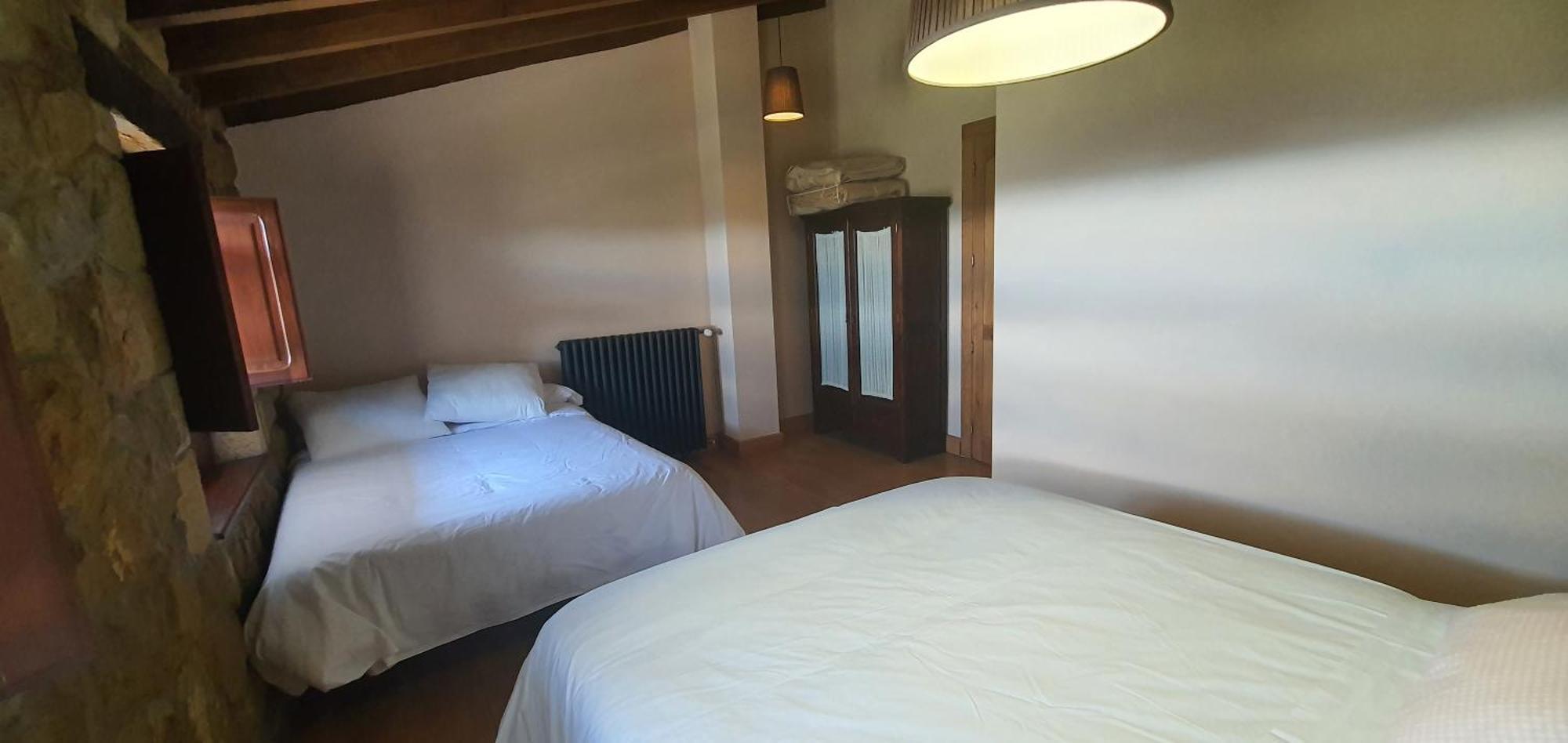 Fuente De Gueelo Guest House San Bartolome de Meruelo Ngoại thất bức ảnh