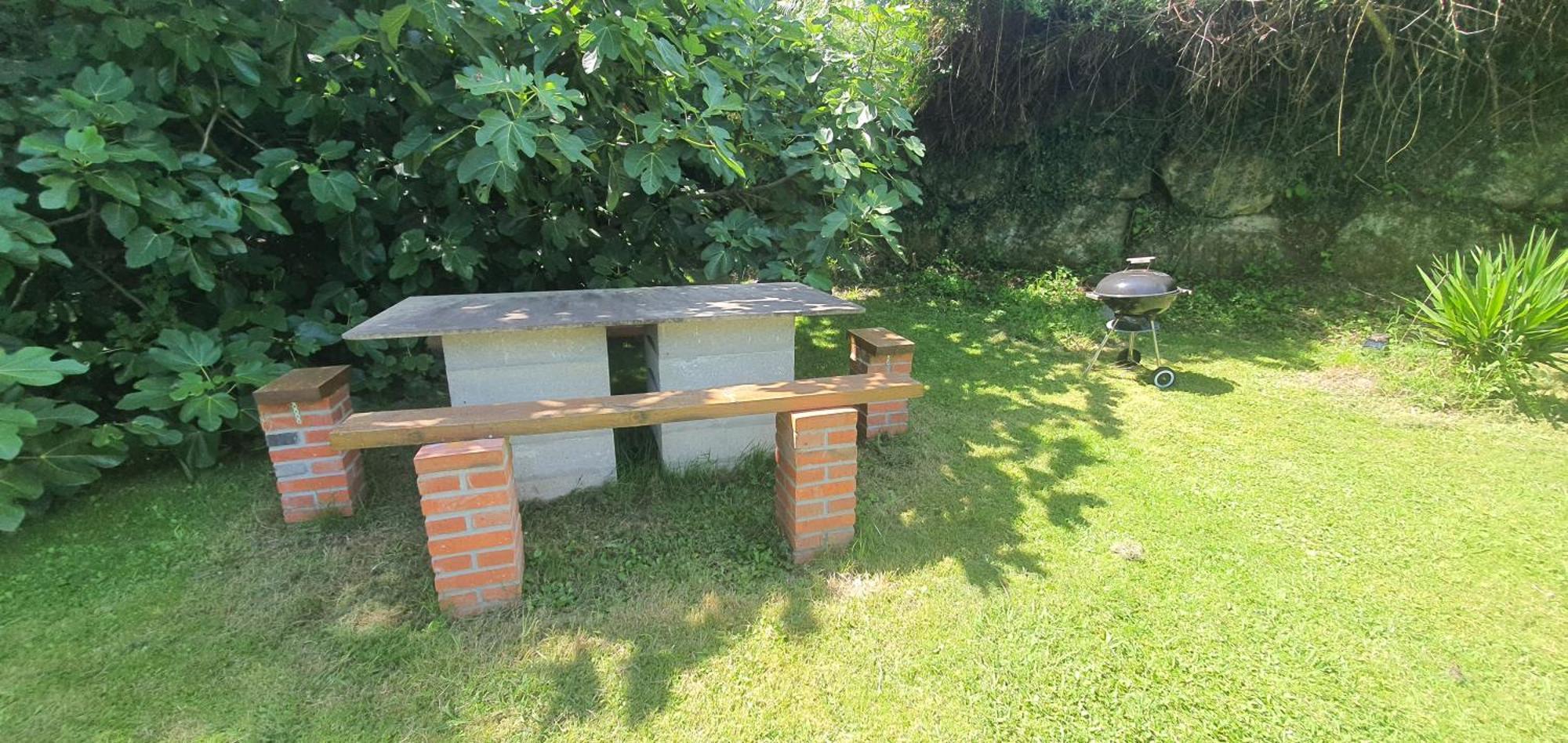 Fuente De Gueelo Guest House San Bartolome de Meruelo Ngoại thất bức ảnh